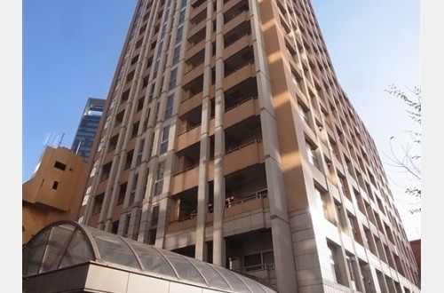 ファミール新宿グランスイートタワー